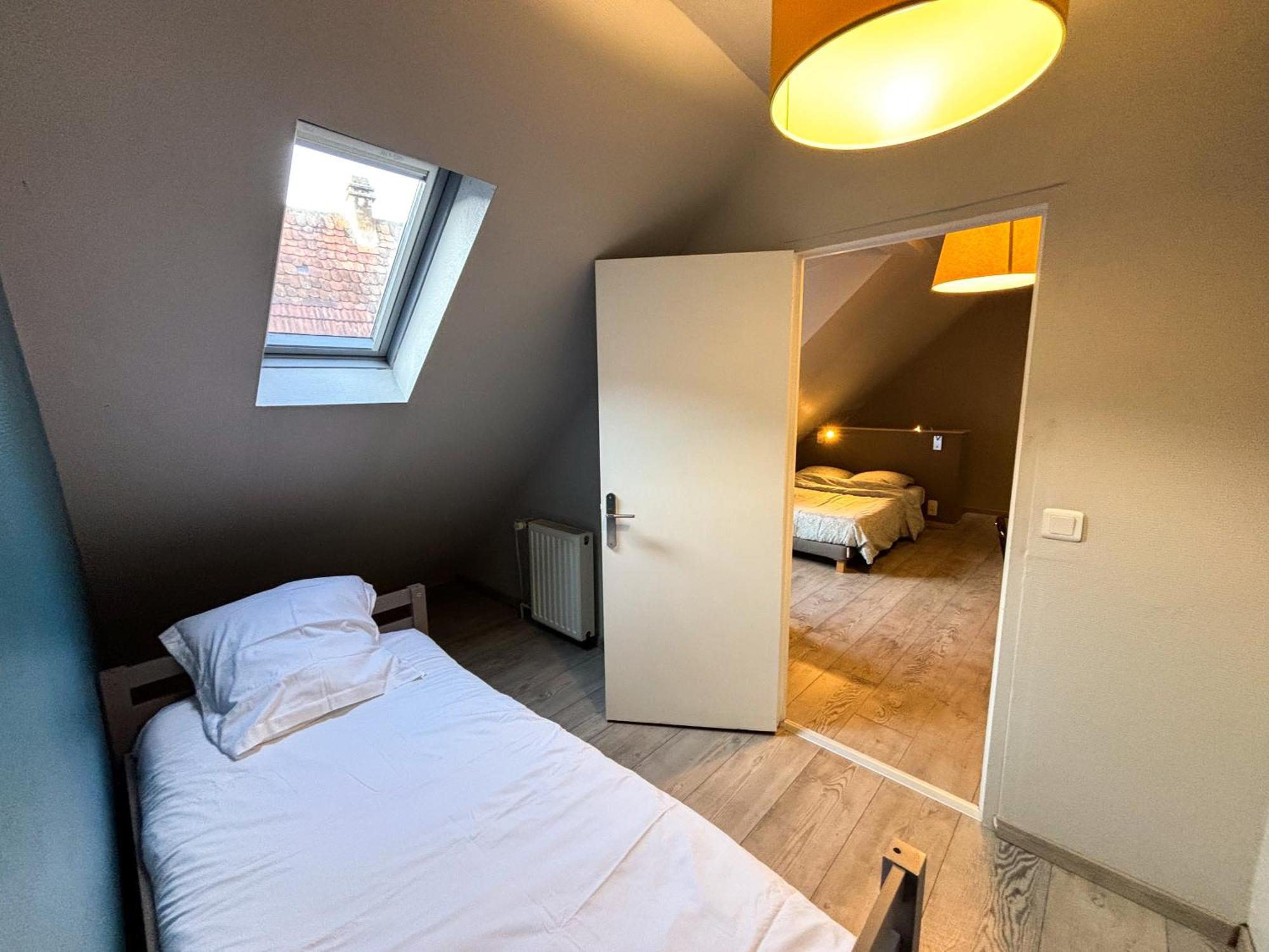 Le Pavillon Des Remparts - Commerces A Proximite - Centre-Ville - Appartement Cosy オベルネ エクステリア 写真