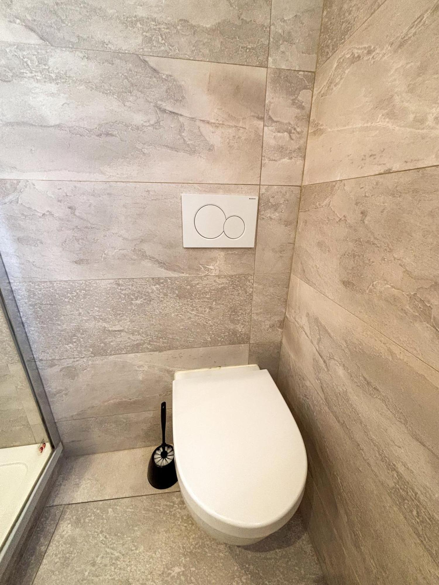 Le Pavillon Des Remparts - Commerces A Proximite - Centre-Ville - Appartement Cosy オベルネ エクステリア 写真