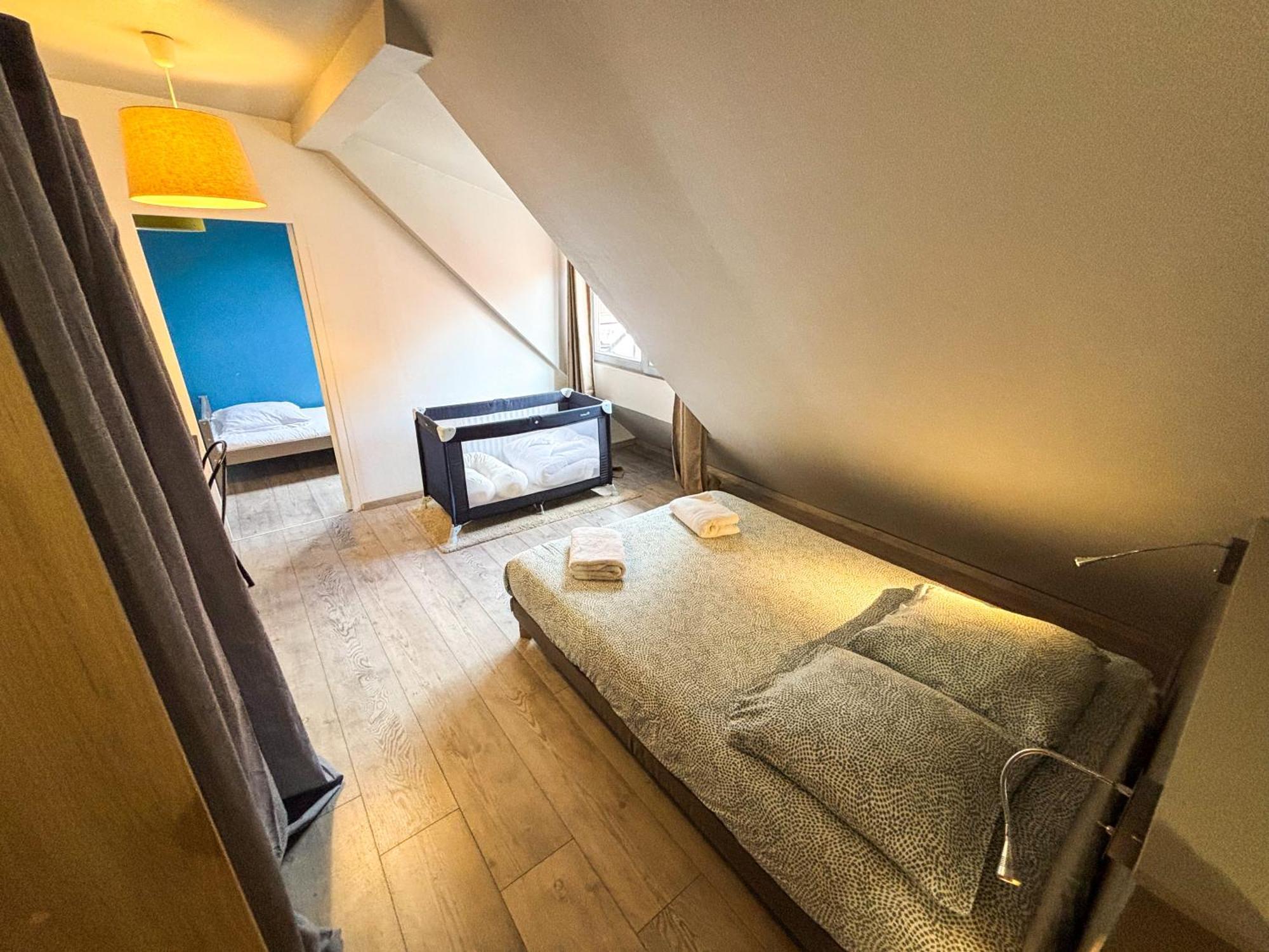 Le Pavillon Des Remparts - Commerces A Proximite - Centre-Ville - Appartement Cosy オベルネ エクステリア 写真